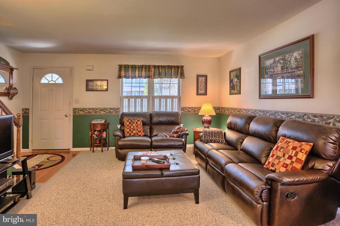 237 Bainbridge Circle Sinking Spring, PA 19608 - Photo 6 of 25