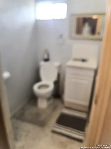 $199,500 | 464 County Road 613, Skidmore, TX 78389