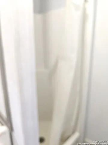 $199,500 | 464 County Road 613, Skidmore, TX 78389