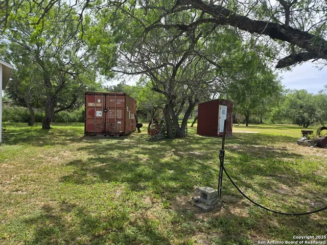 $199,500 | 464 County Road 613, Skidmore, TX 78389
