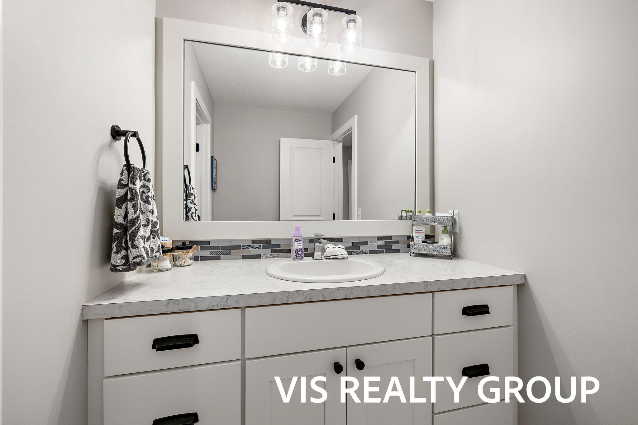 14678 Fellsway Run Spring Lake, MI 49456 - Photo 34 of 61 34-web-or-mls-2R9A0570