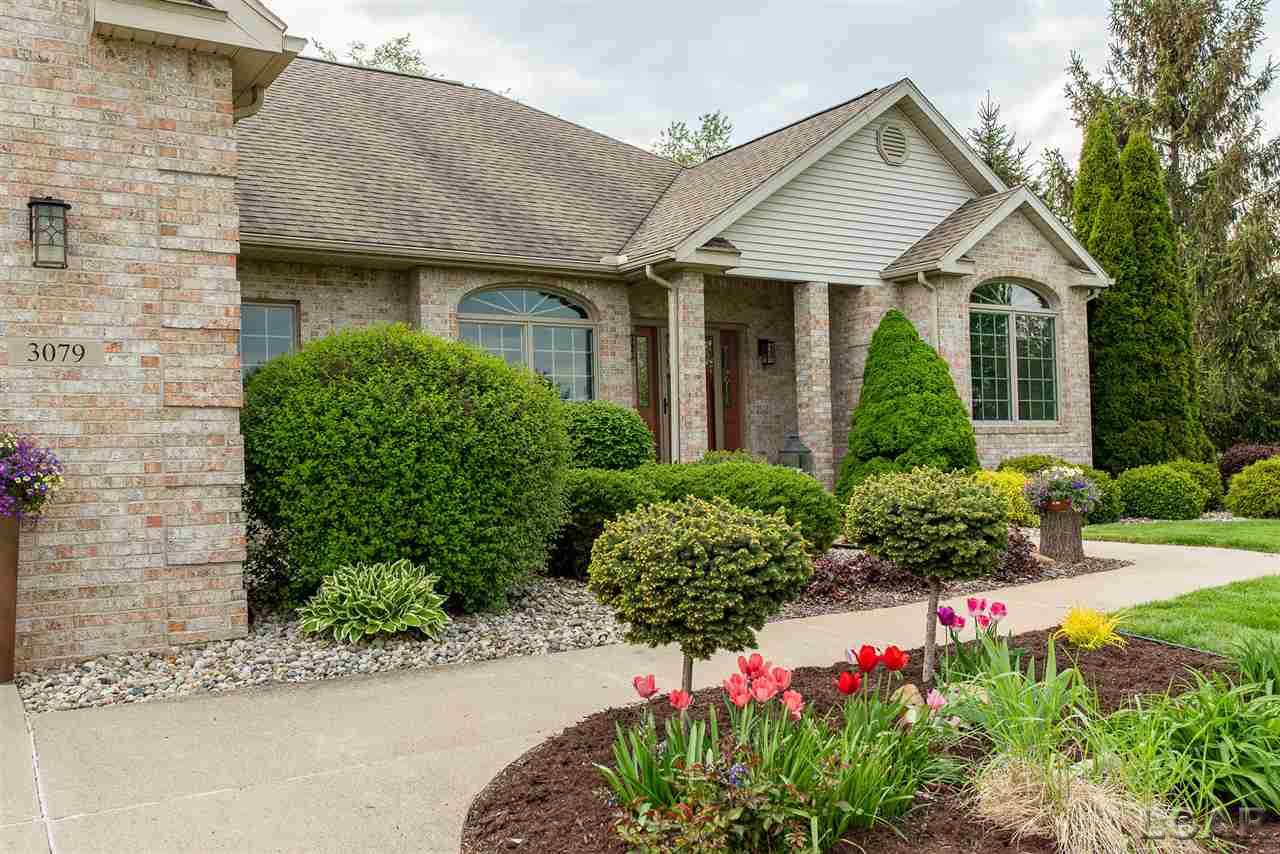 3079 Windmill Drive Adrian, MI 49221 - Photo 4 of 44 31380345-3.JPG