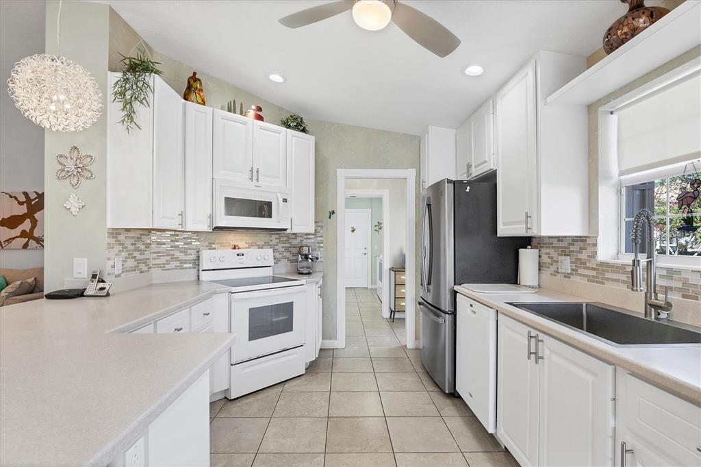 13489 Dimarco Street Venice, FL 34293 - Photo 14 of 65