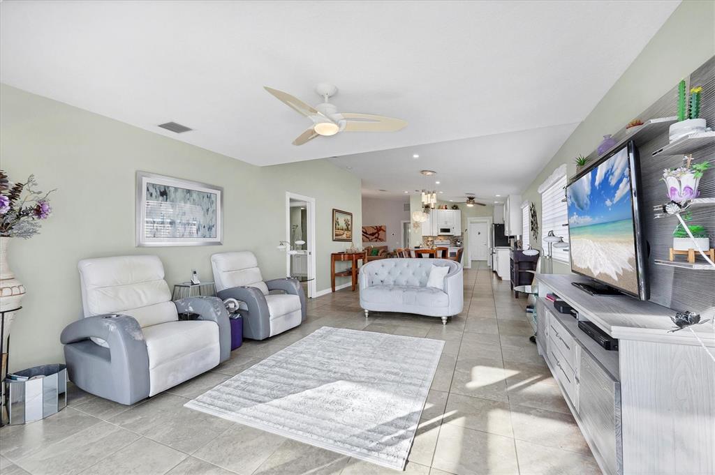 13489 Dimarco Street Venice, FL 34293 - Photo 10 of 65