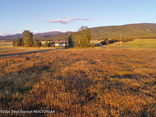 $695,000 | 1745 Crooked Creek Road, Alta, WY 83414