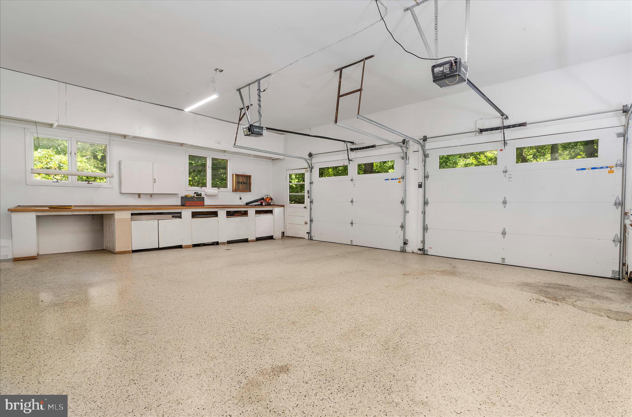 698 Discovery Road Davidsonville, MD 21035 - Photo 26 of 52 Huge attached garage