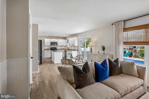 $597,000 | 7338 Argonne Drive, Marriottsville, MD 21104