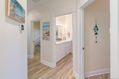 $1,250,000 | 84 Southwest Hatteras Court, Palm City, FL 34990