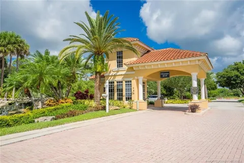 $1,250,000 | 84 Southwest Hatteras Court, Palm City, FL 34990