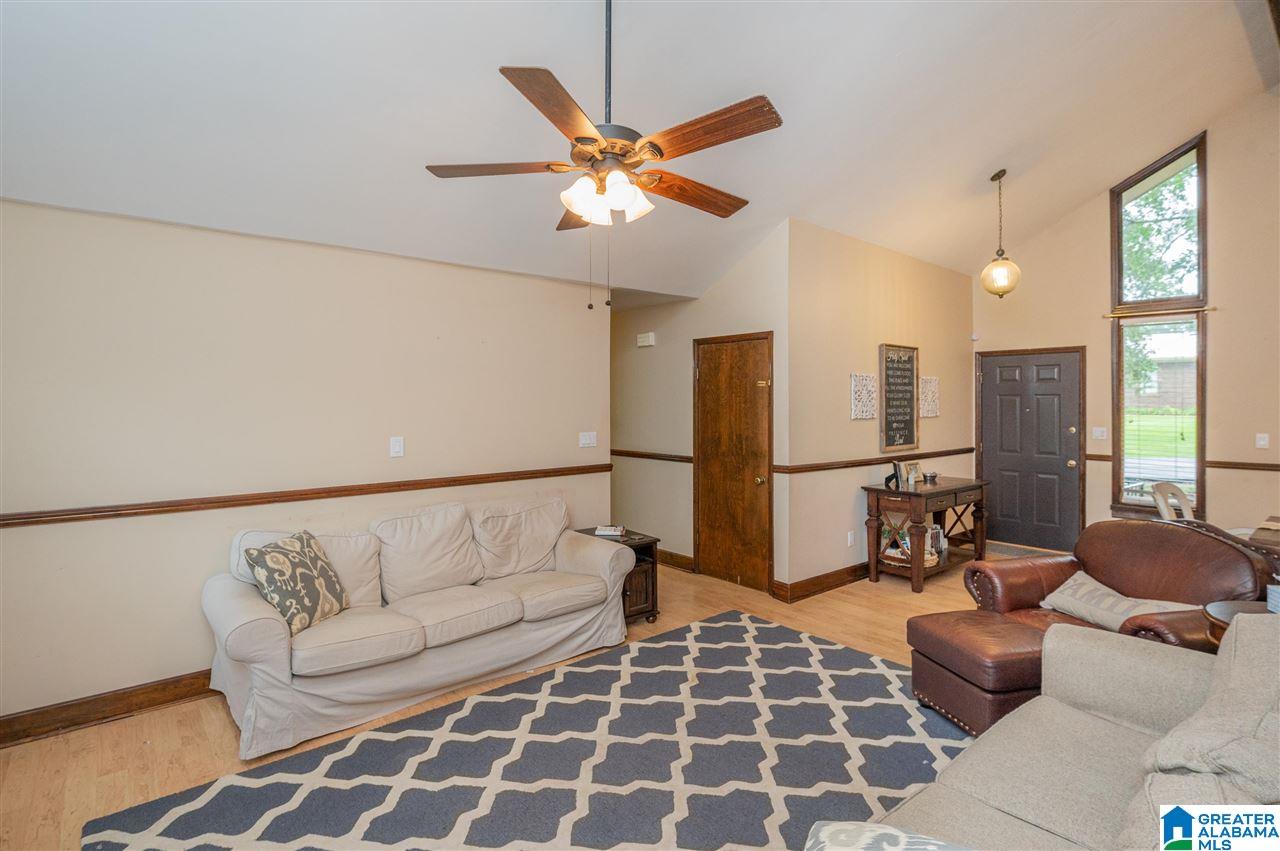 1310 Suncrest Road Bessemer, AL 35020 - Photo 12 of 43