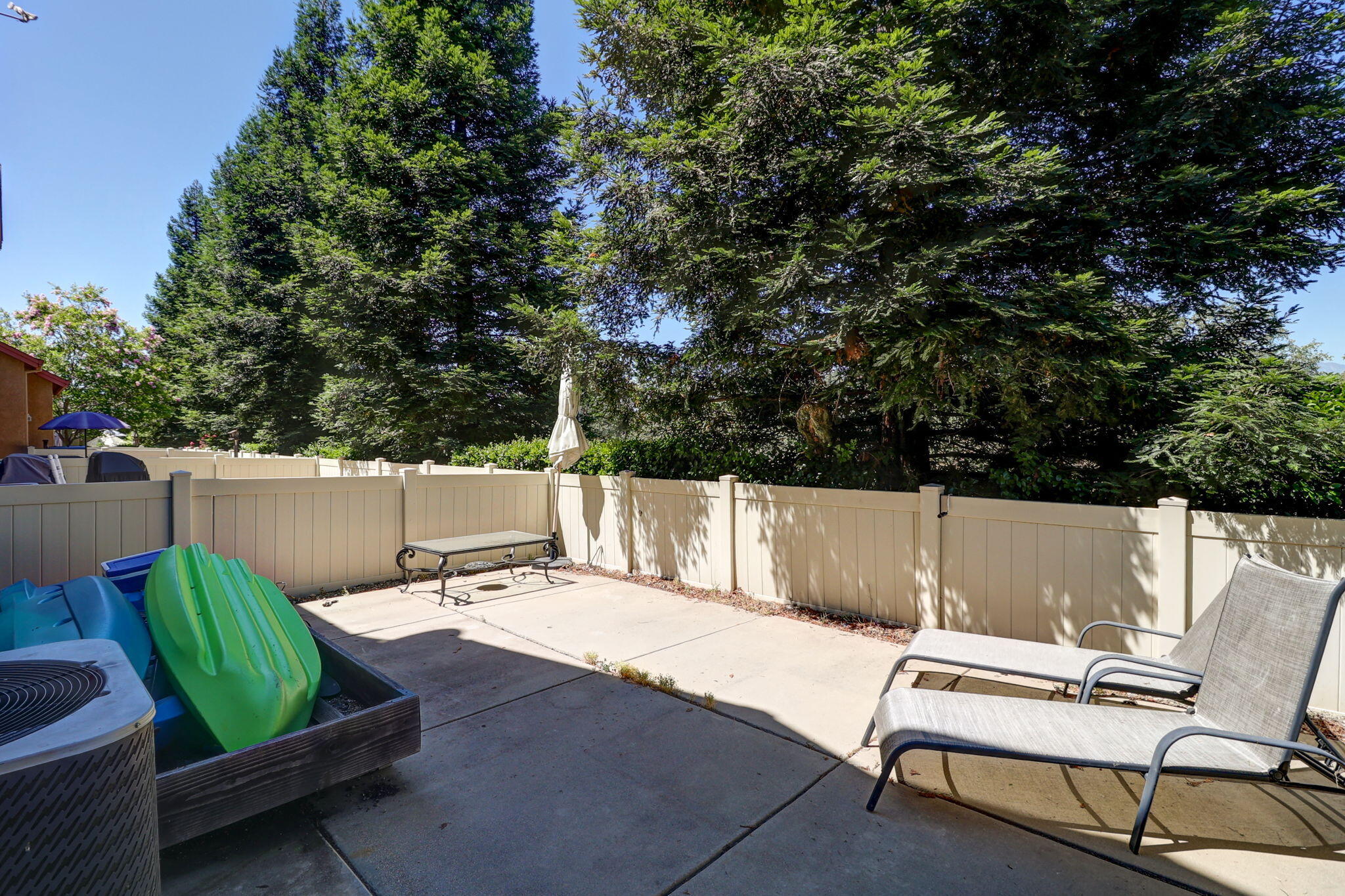3144 Niklaus Path Redding, CA 96002 - Photo 19 of 24 Back yard.