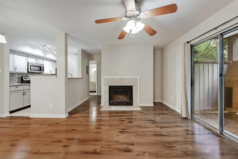 $1,550 | 3204 Menchaca Road, Unit 615, Austin, TX 78704