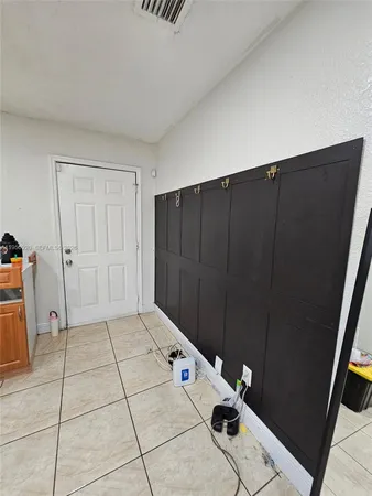 a view of a livingroom with furniture