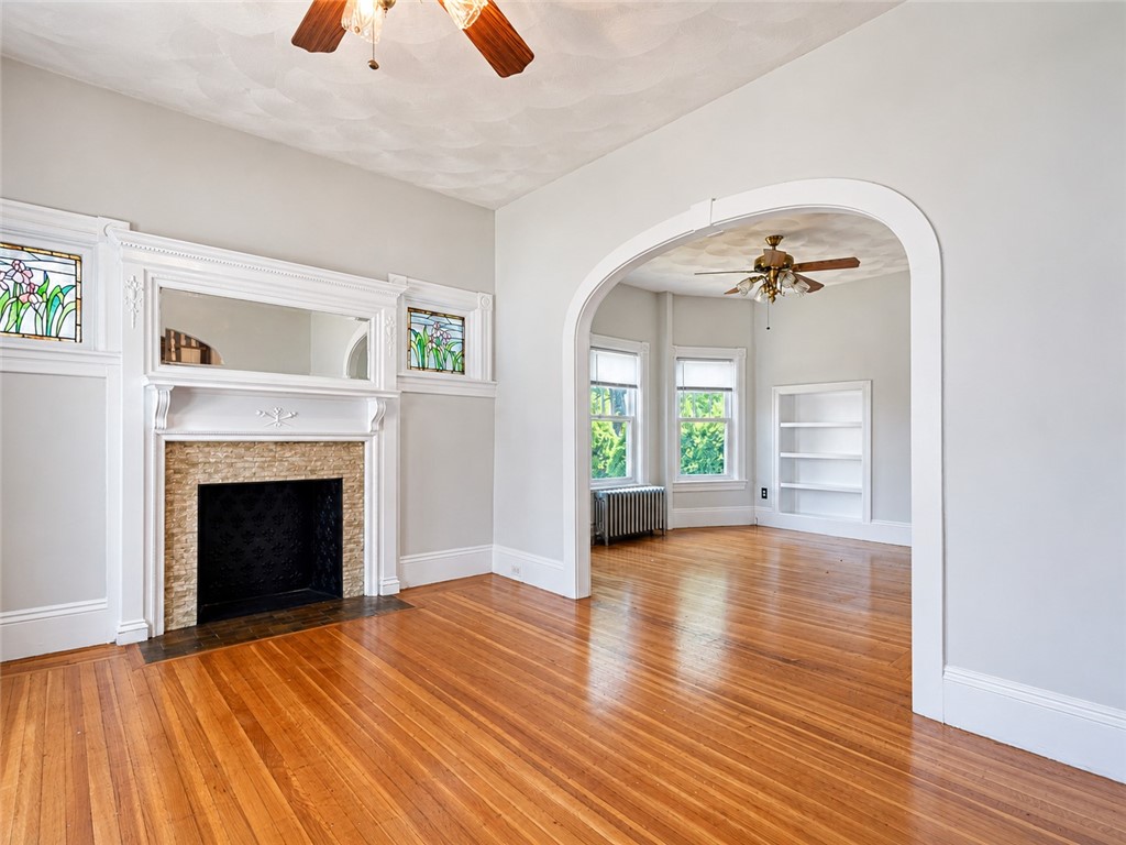 225 Hunts Avenue Pawtucket, RI 02861 - Photo 8 of 35