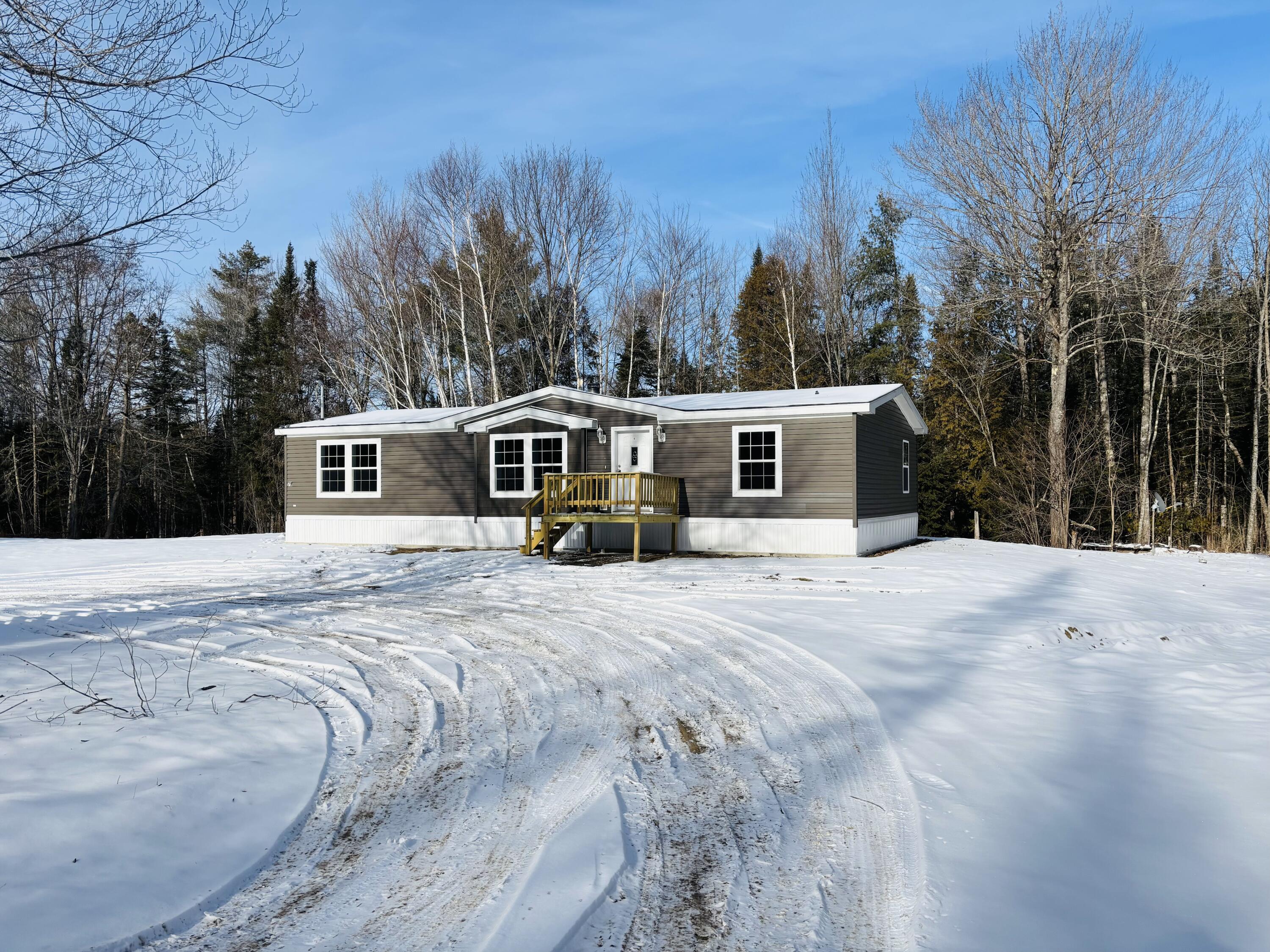 261 Lower Detroit Road Plymouth, ME 04969 - Photo 2 of 32 2