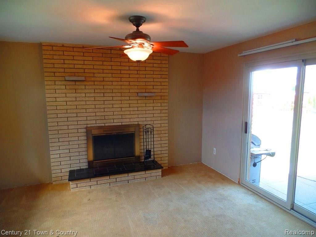 11117 Racine Road Warren, MI 48093 - Photo 24 of 37 897.JPG