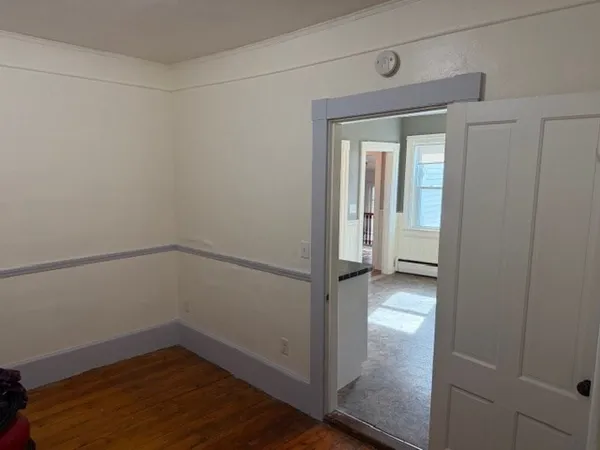 $2,200 | 15 Hillside Avenue, Unit 1, Marblehead, MA 01945