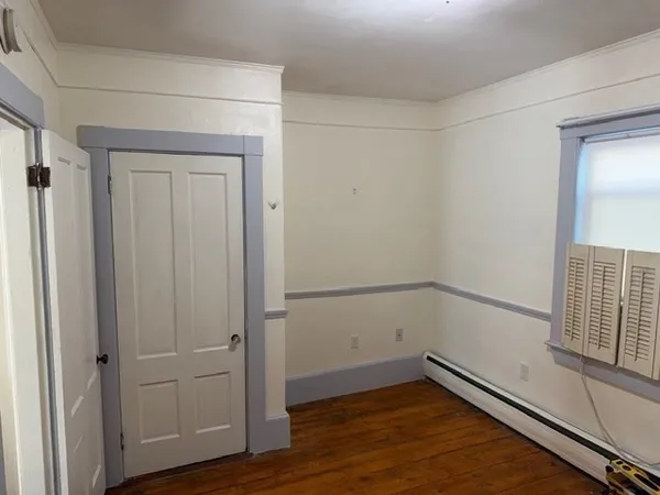 $2,200 | 15 Hillside Avenue, Unit 1, Marblehead, MA 01945