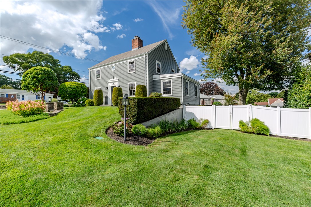 39 Jackson Road Cranston, RI 02920 - Photo 3 of 39 Front side yard