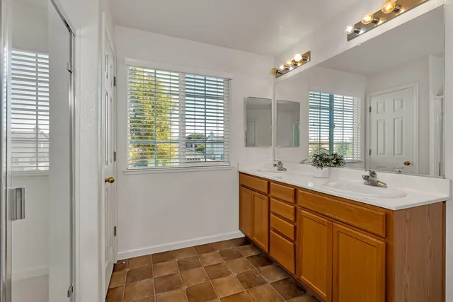 $489,000 | 59 Walker Ranch Parkway, Patterson, CA 95363