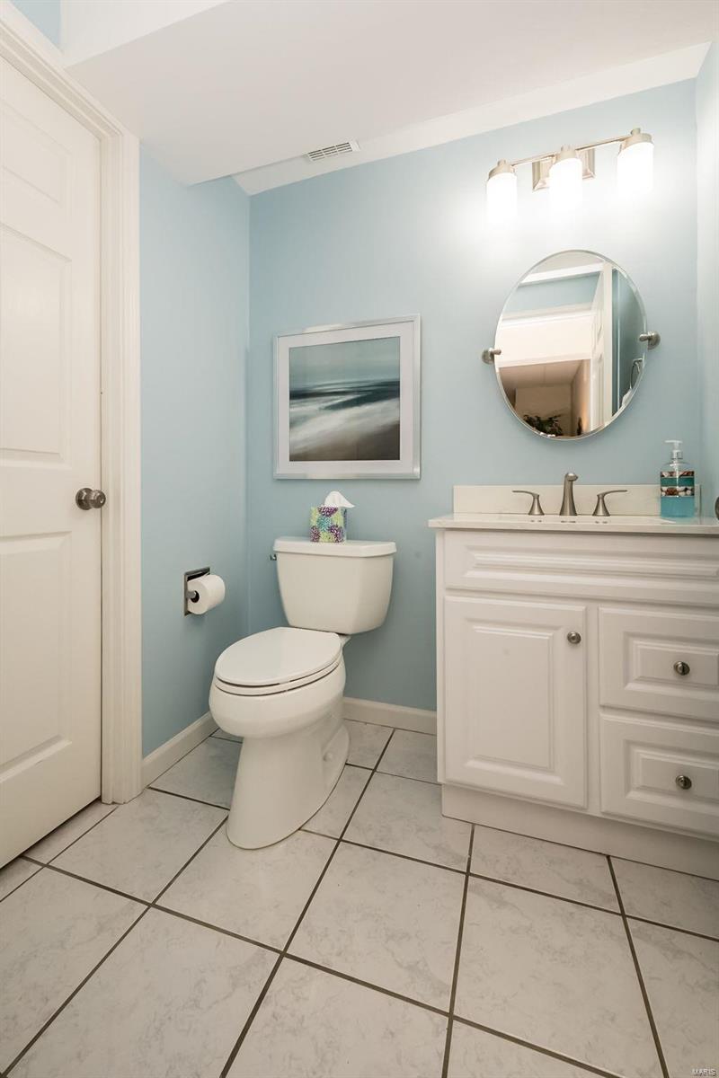 15813 Harris Ridge Court Chesterfield, MO 63017 - Photo 26 of 34 Gallery Image 26