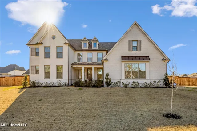 $605,000 | 9555 College Road, Olive Branch, MS 38654