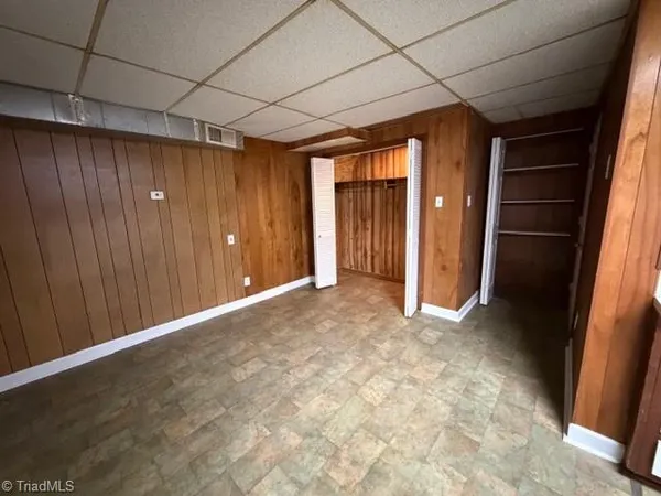 $995 | 1806 Walker Avenue, Unit D, Greensboro, NC 27403