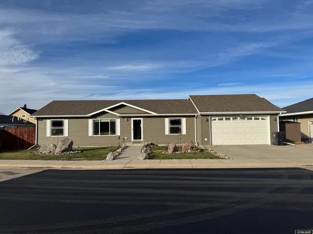 $399,900 | 783 Victory Lane, Lander, WY 82520