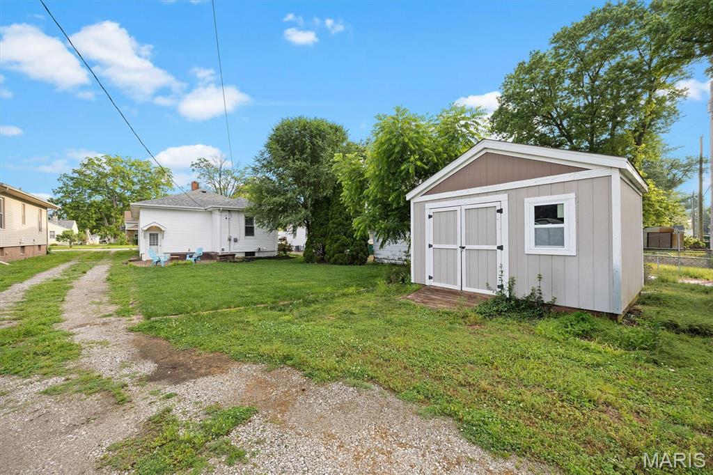 418 East Adams Street O'Fallon, IL 62269 - Photo 26 of 33