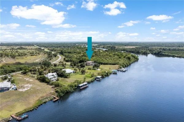 a view of a lake with houses