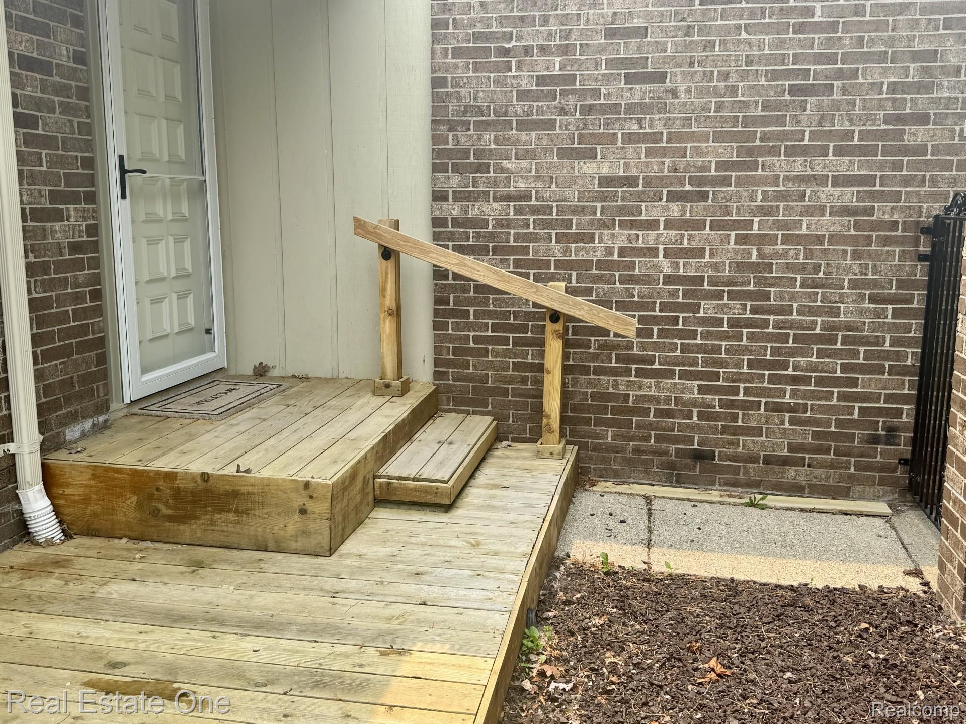 2963 Meadowbrook Drive Rochester, MI 48309 - Photo 42 of 48 entry ..jpeg