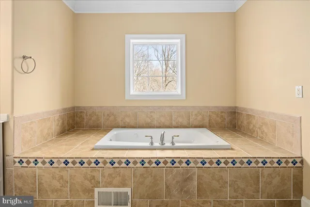 $3,379,900 | 11846 Chapel Road, Clifton, VA 20124