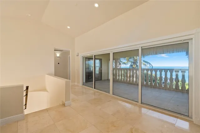 $2,499,000 | 7095 South Hwy A1A, Melbourne Beach, FL 32951