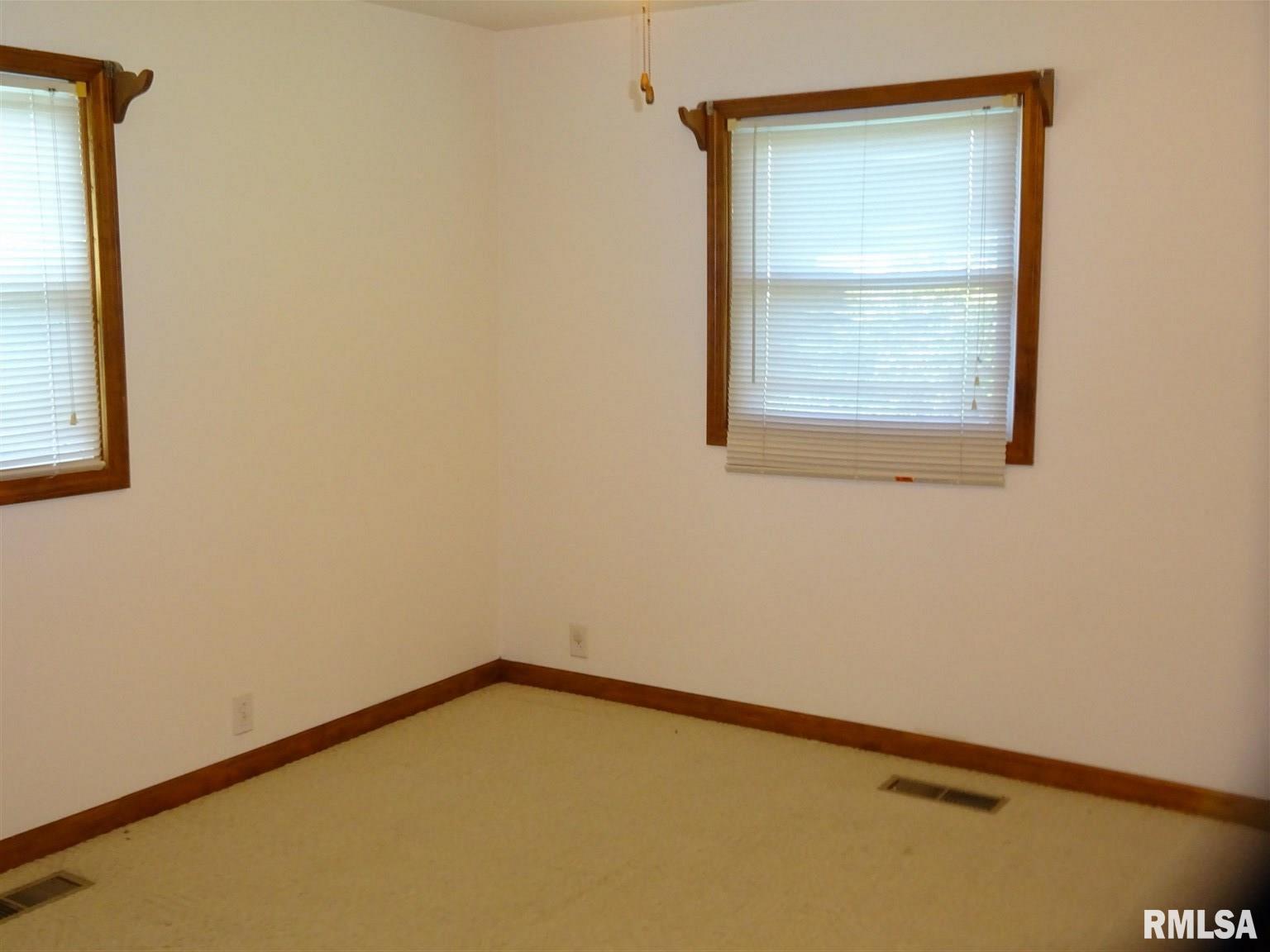 330 Bankston Church Road Harrisburg, IL 62946 - Photo 5 of 22 Gallery Image 5