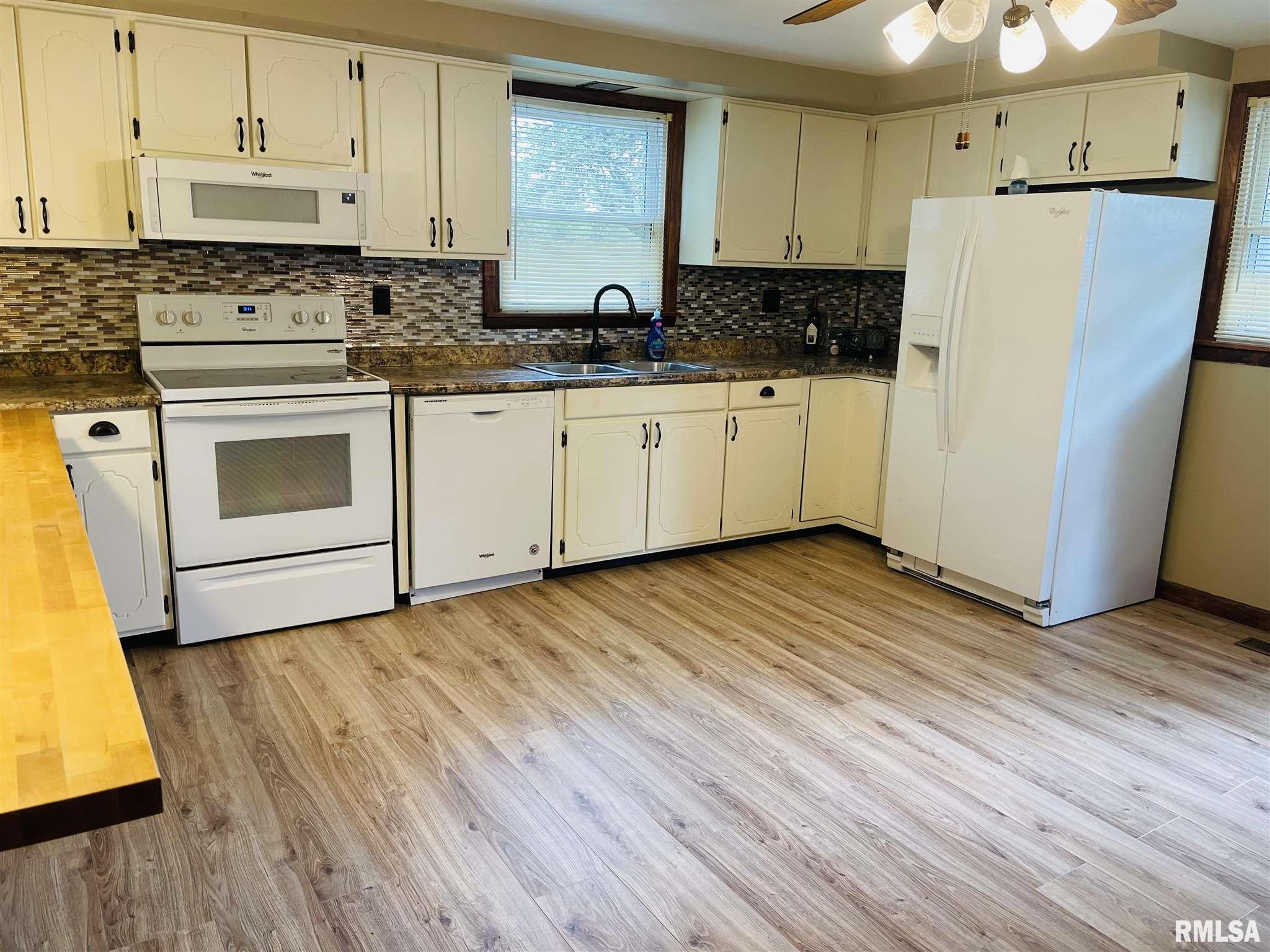 330 Bankston Church Road Harrisburg, IL 62946 - Photo 6 of 22 Gallery Image 6