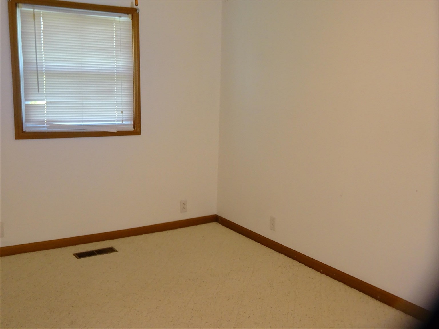 330 Bankston Church Road Harrisburg, IL 62946 - Photo 10 of 22 Gallery Image 10