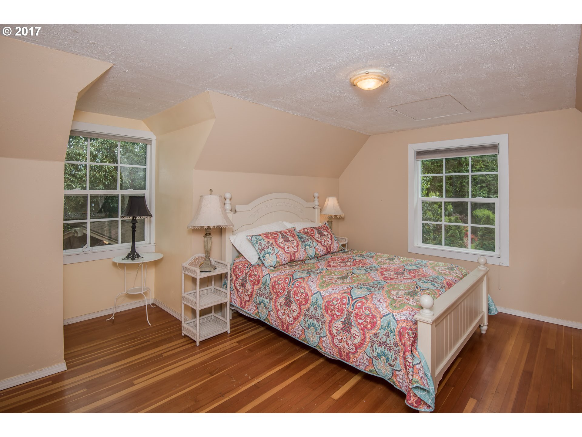 17014 Southwest Rivendell Drive Portland, OR 97224 - Photo 11 of 32 Bedroom
