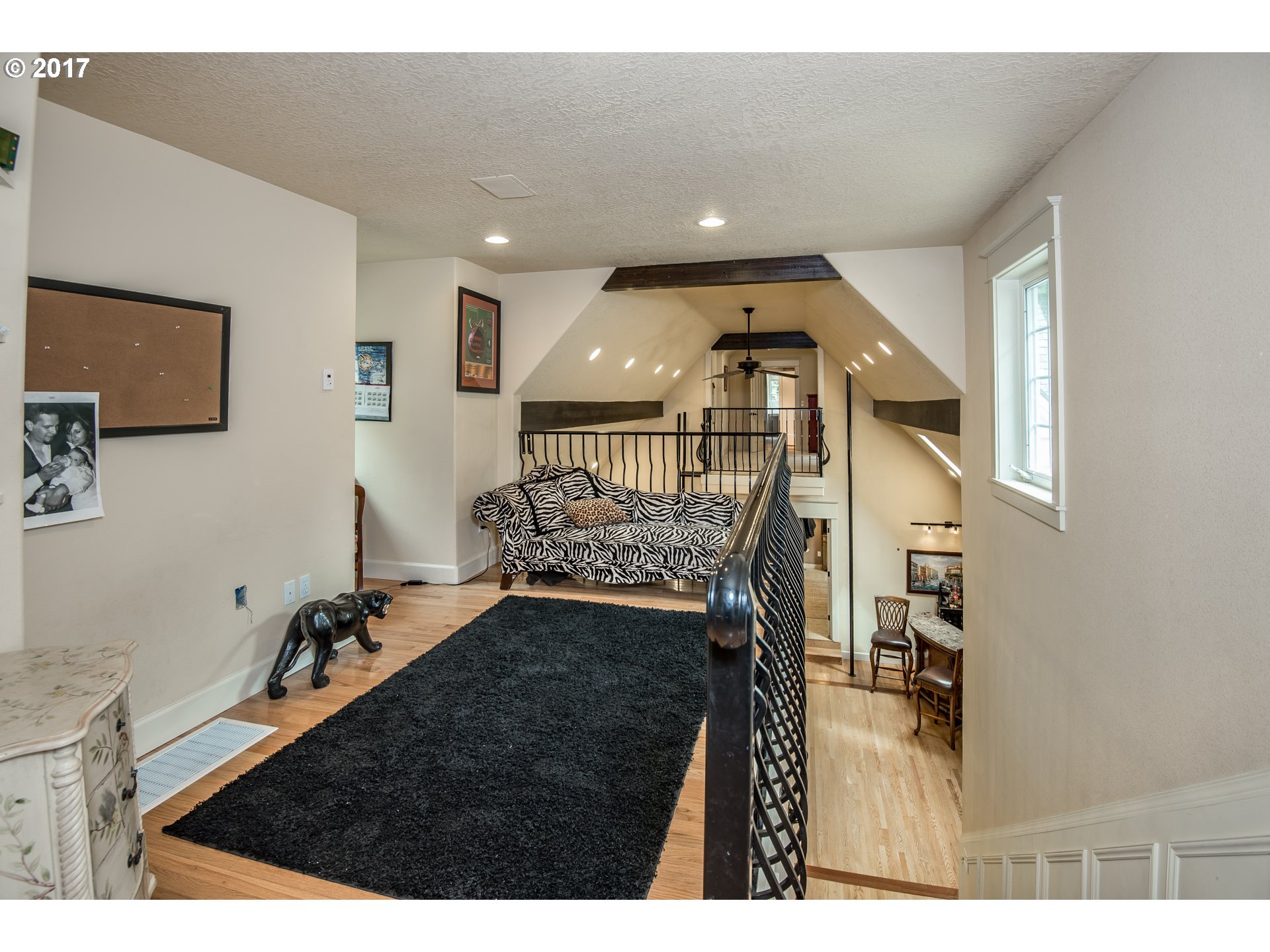 17014 Southwest Rivendell Drive Portland, OR 97224 - Photo 20 of 32 Loft