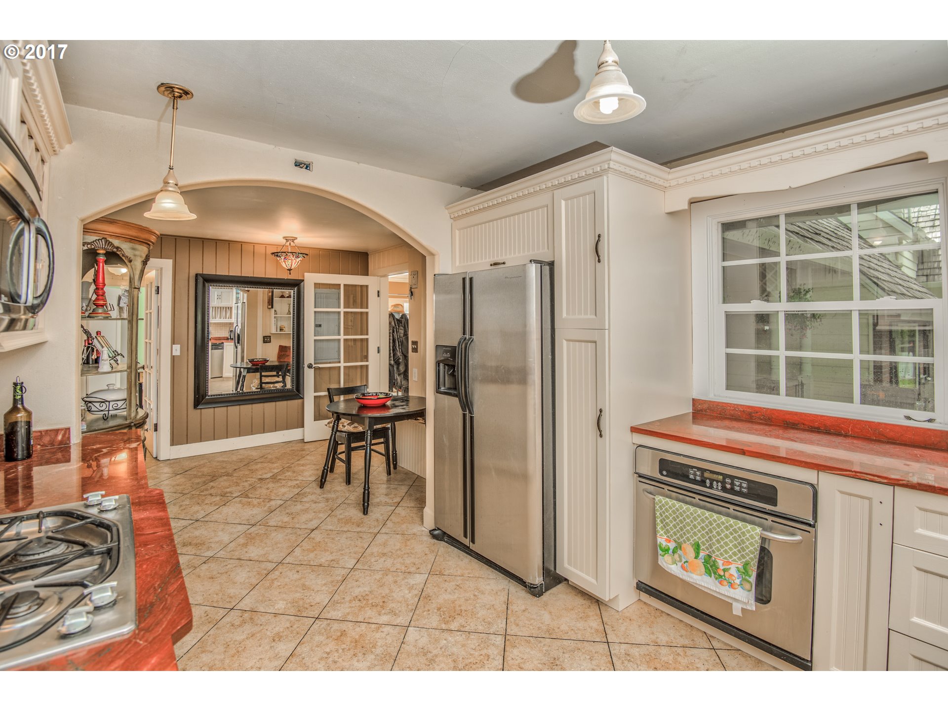 17014 Southwest Rivendell Drive Portland, OR 97224 - Photo 6 of 32 Kitchen