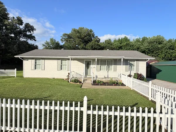 $125,000 | 1200 Academy Street, Eldorado, IL 62930