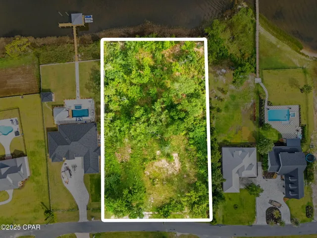 $375,000 | 521 North Bay Drive, Lynn Haven, FL 32444