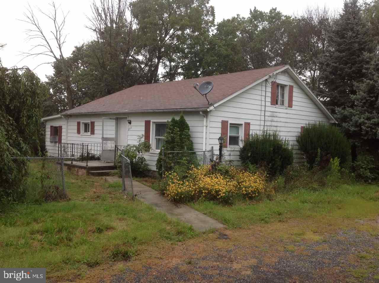 235 North Middlesex Road Carlisle, PA 17013 - Photo 2 of 2 Gallery Image 2