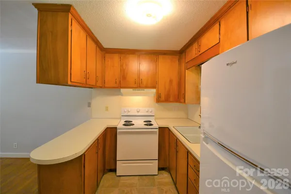 $975 | 105 Ferstl Avenue, Belmont, NC 28012