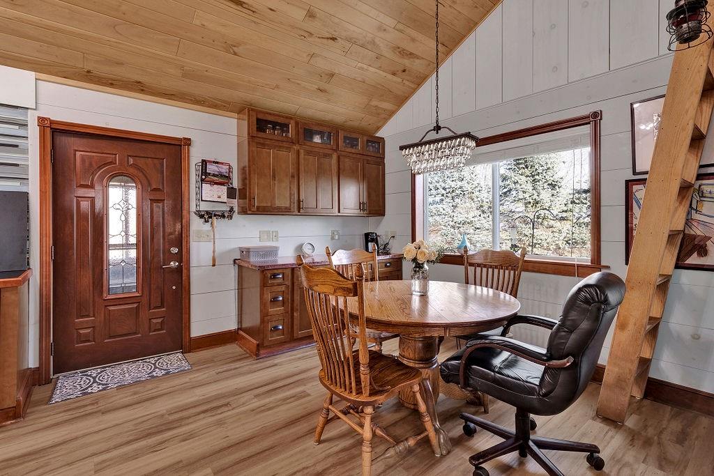 127 Hollow Road Darlington, PA 16115 - Photo 4 of 23 Gallery Image 4