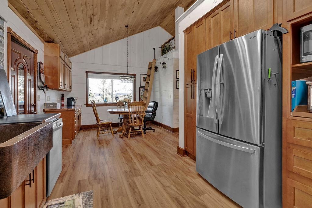 127 Hollow Road Darlington, PA 16115 - Photo 5 of 23 Gallery Image 5