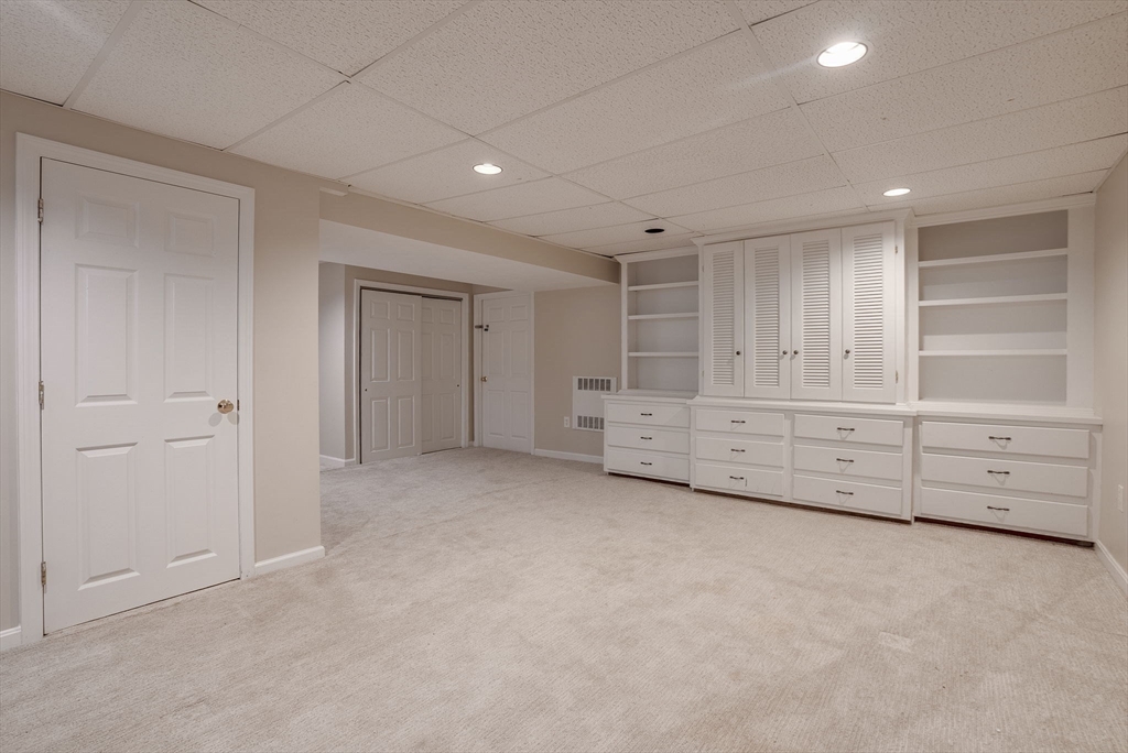 35 Buehler Road Bedford, MA 01730 - Photo 26 of 41 a view of an empty room