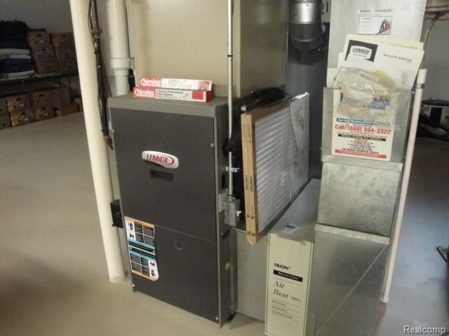 4920 General Squier Road Dryden, MI 48428 - Photo 21 of 26 #17 Forced Air Furnace.jpg