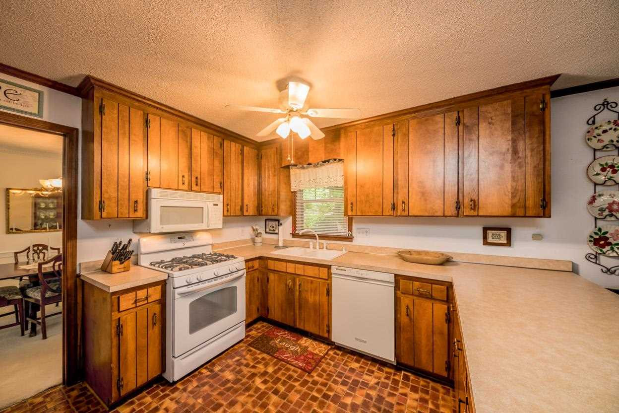 1417 Falls Church Road Raleigh, NC 27609 - Photo 10 of 30 Photo 10