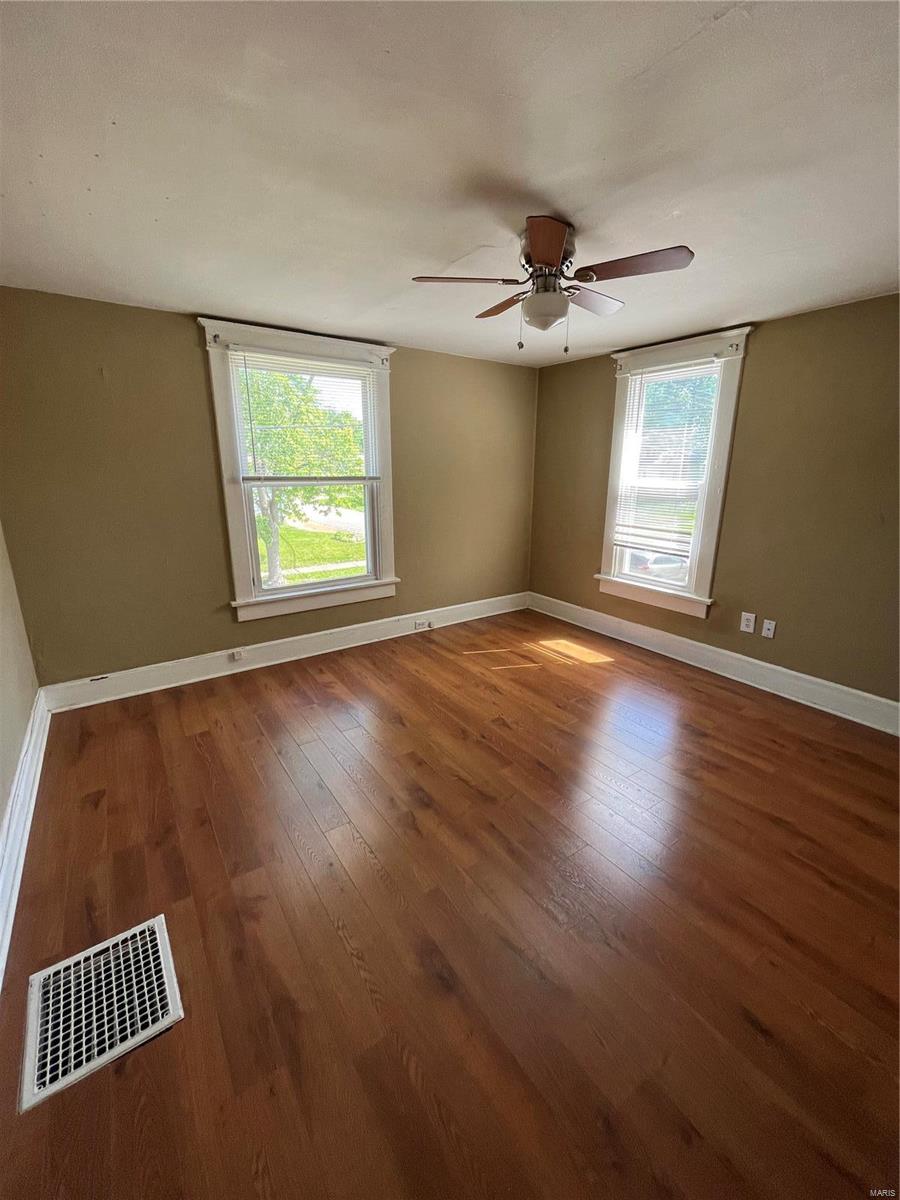 2607 Walnut Street Alton, IL 62002 - Photo 5 of 15 Gallery Image 5