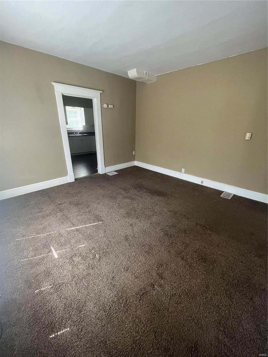 2607 Walnut Street Alton, IL 62002 - Photo 7 of 15 Gallery Image 7
